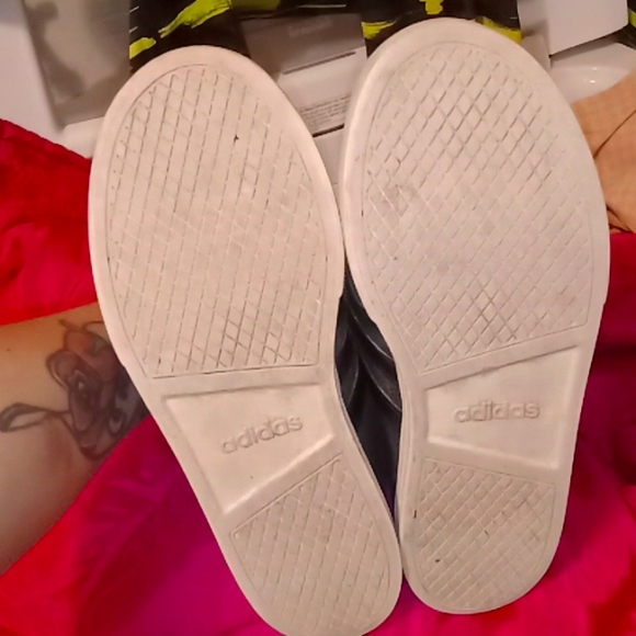 Sneaker 👞 - Picture 7 of 8